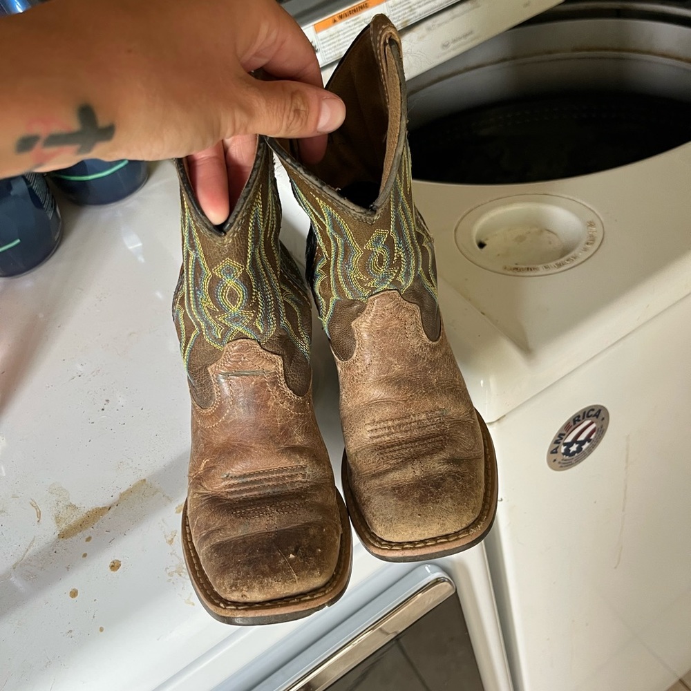 Kids Ariat boots